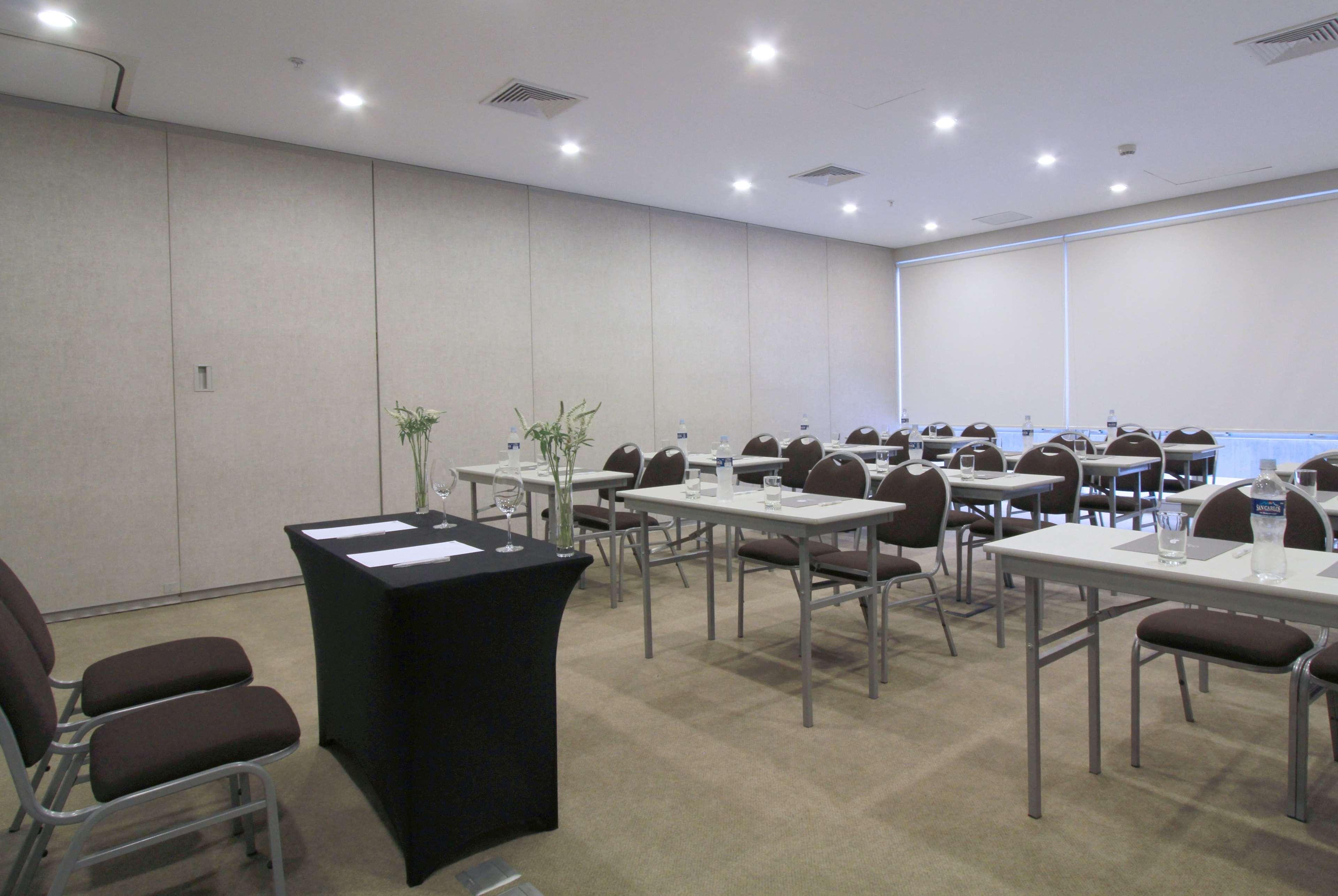 Hotel Dazzler By Wyndham Miraflores 4*